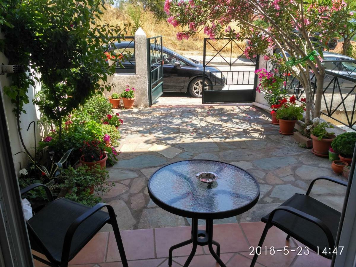Ferienwohnung Vasileia' S Brand New House Kavala Exterior foto