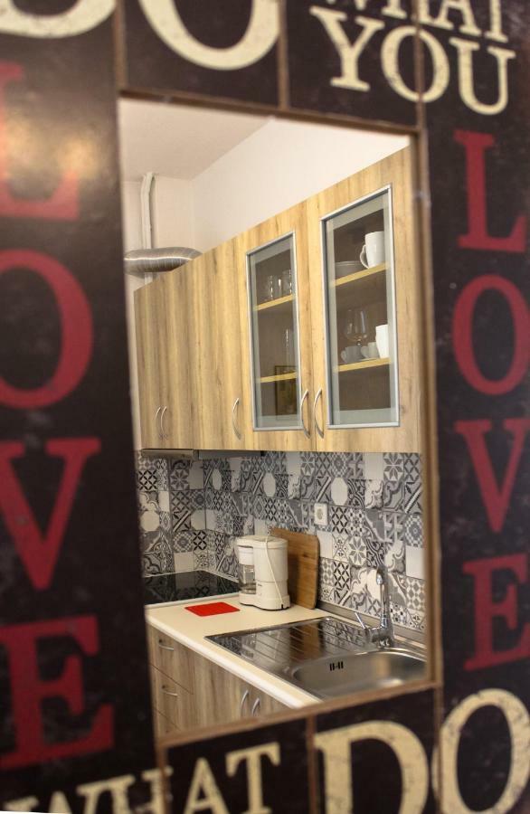 Ferienwohnung Vasileia' S Brand New House Kavala Exterior foto