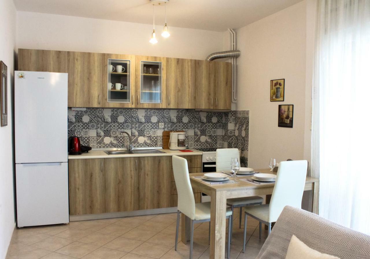 Ferienwohnung Vasileia' S Brand New House Kavala Exterior foto
