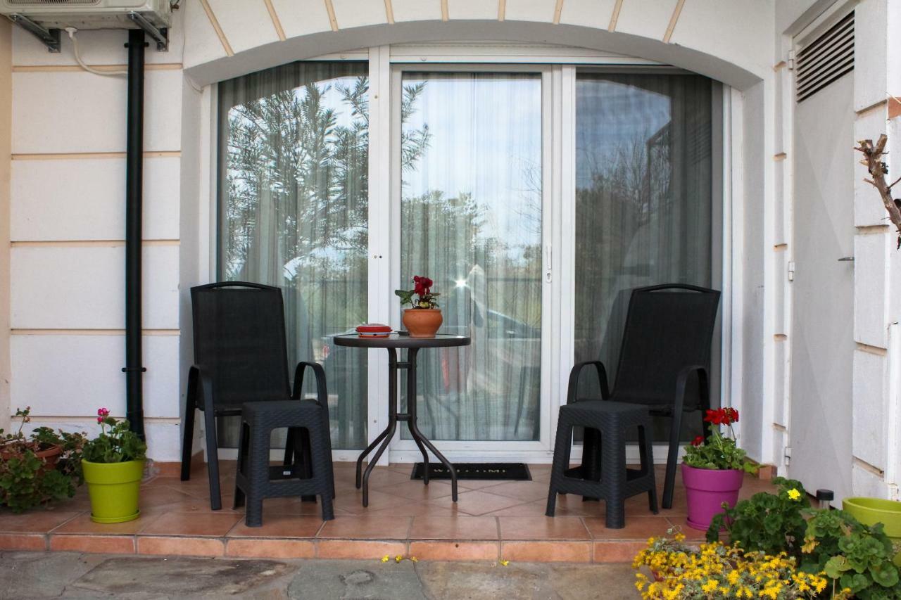 Ferienwohnung Vasileia' S Brand New House Kavala Exterior foto